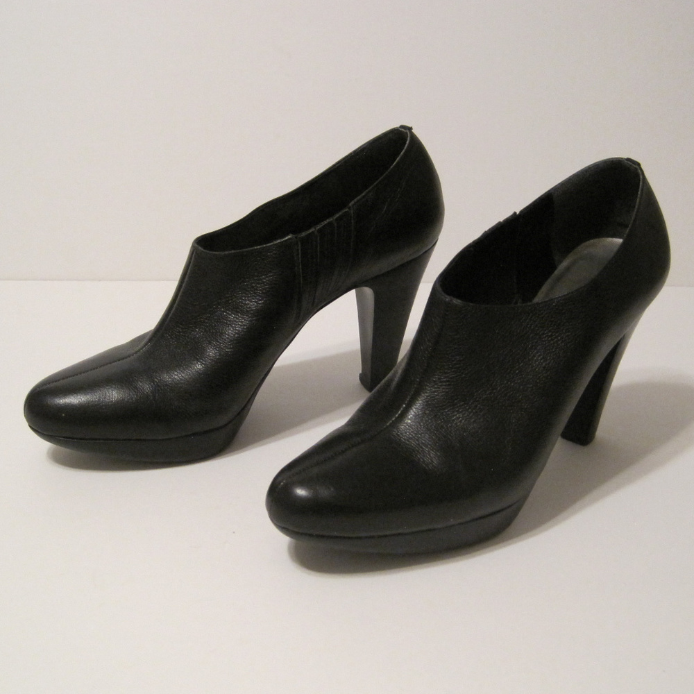 Matisse black booties wmns 9.5/EU 40.5